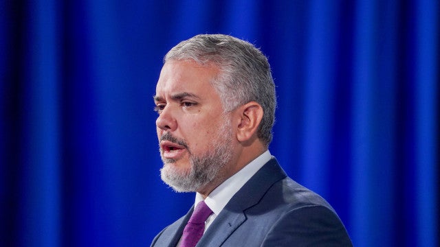 Defesa do meio ambiente não é de direita nem de esquerda, diz Iván Duque, ex-presidente da Colômbia