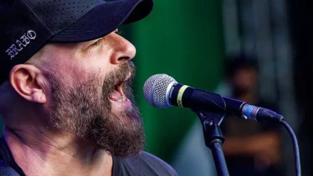 Músico Mingau do Ultraje a Rigor passa por nova cirurgia em São Paulo