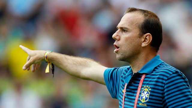 Kleiton Lima deixa o Santos após ser acusado de abuso sexual e moral por jogadoras