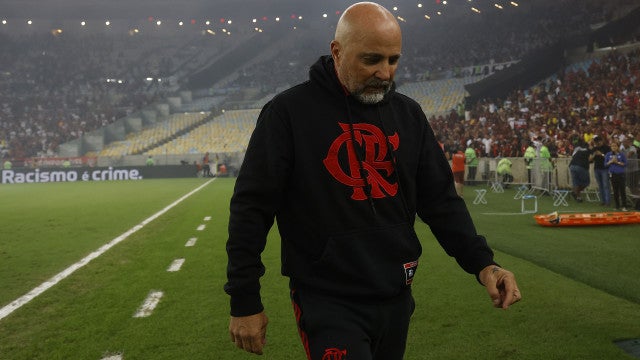 Derrota amplia crise no Flamengo e cresce turbulência para jogo de volta
