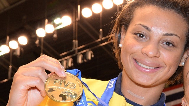 Polícia investiga como suspeita morte de Walewska, campeã olímpica de vôlei