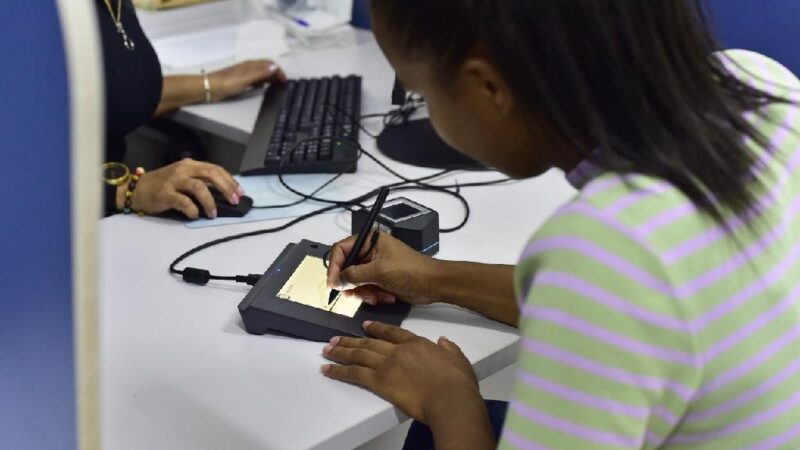 Politec suspende emissão da carteira de identidade para ajustes no sistema determinados pelo Governo Federal