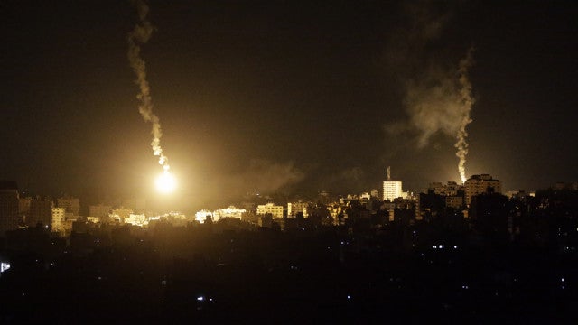 Mortos na Faixa de Gaza aumentam para 1.200