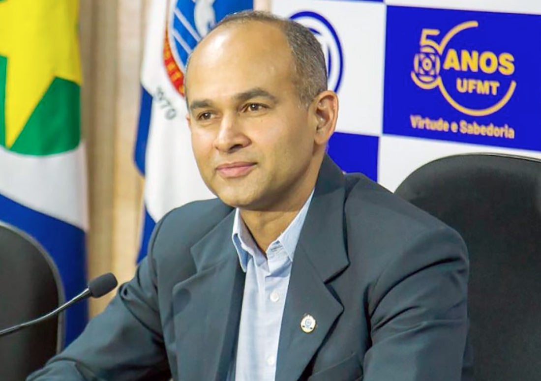 Reitor articula com parlamentares federais verbas para obras em câmpus da UFMT