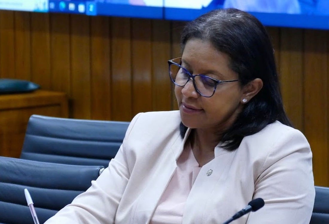 Deputada mato-grossense propõe projeto que torna crime a venda e propaganda de cigarros eletrônicos