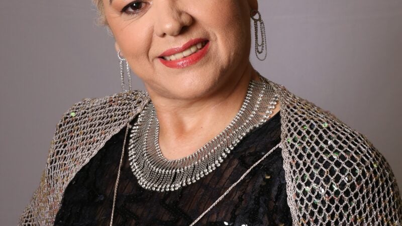 Que tal levantar as sobrancelhas durante o discurso?