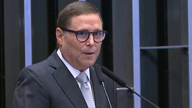 Mauro Carvalho deixa o Senado e avalia que seu projeto beneficiará 17 milhões de aposentados; presidente elogia