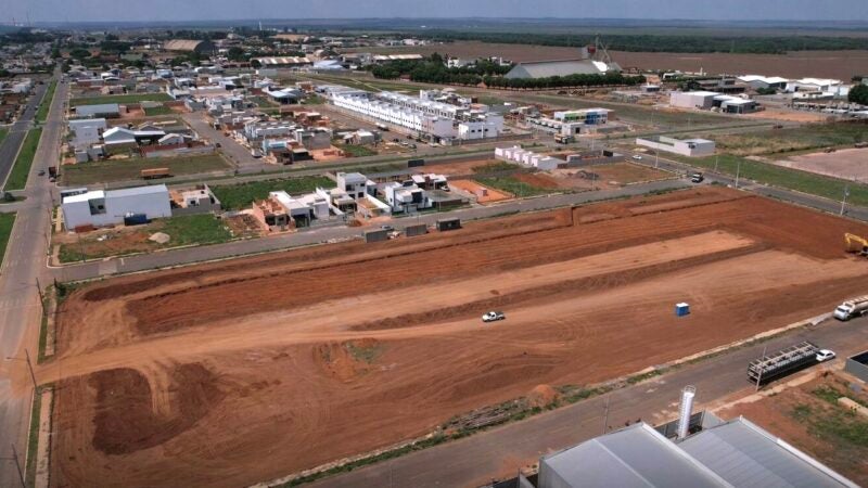 Começam obras de 352 apartamentos em Nova Mutum para famílias de baixa renda; prefeito em exercício avalia que é ‘passo significativo’