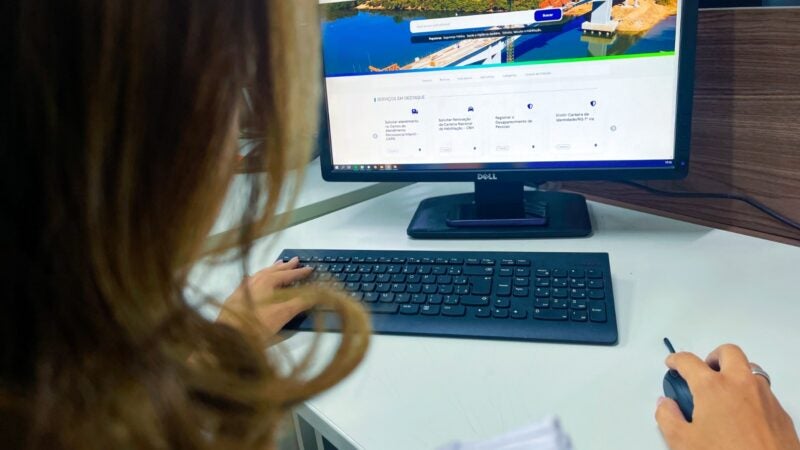 Estudantes da rede estadual podem fazer rematrícula pelo MT Cidadão e portal de serviços do Governo