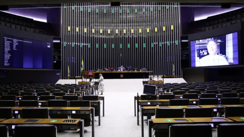 Câmara aprova projeto de taxação para super-ricos; 3 deputados mato-grossenses favoráveis e 5 contrários