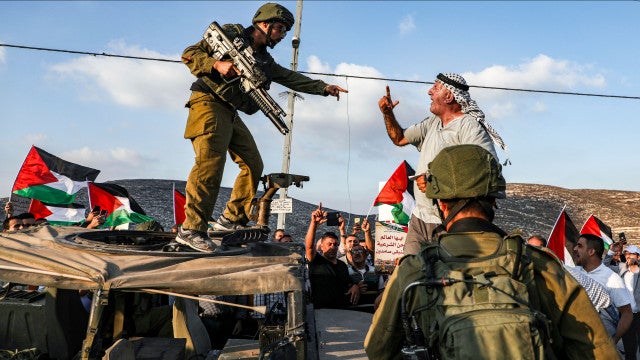 Israel dá mais três horas para palestinos deixarem norte de Gaza