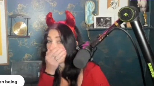 Tiroteio em bar é captado durante transmissão de podcast nos EUA