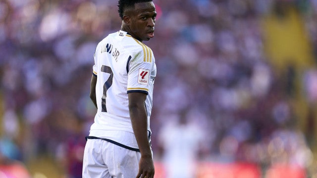 Oficial: Real Madrid renova contrato com Vinícius Júnior