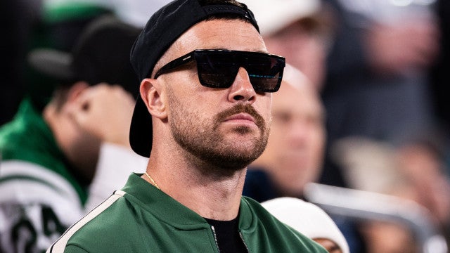 Namorado de Taylor Swift dança ao som de ‘Shake It Off’ durante jogo de beisebol