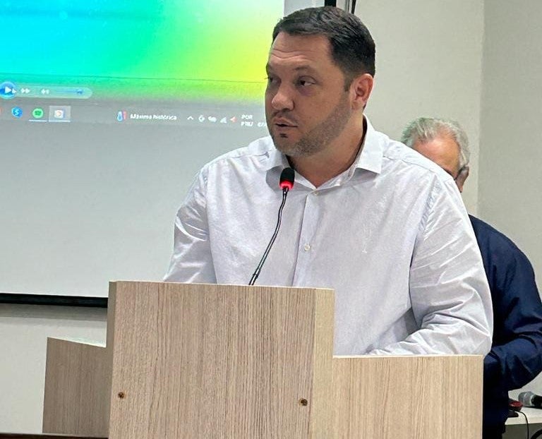 Presidente Valcimar faz homenagem com Moção de Aplauso ao 3º Sargento Ricardo Gonçalves da Silva, Soldados Ana Claudia da Silva e Pedro Valdeci de Souza Filho, e ao Sr. Raylton Tomasi dos Santos