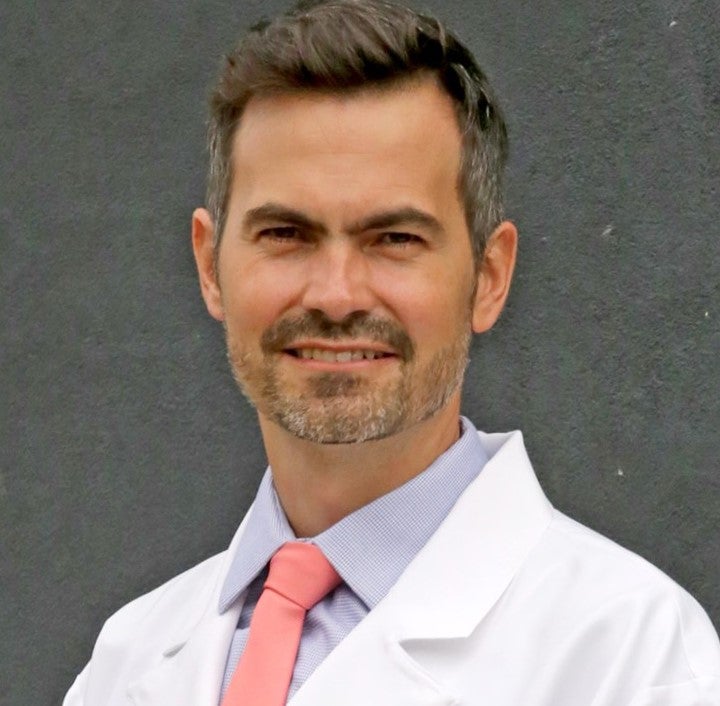 Residência em Cirurgia e Traumatologia Bucomaxilofaciais do Hospital de Câncer de Mato Grosso completa 15 anos