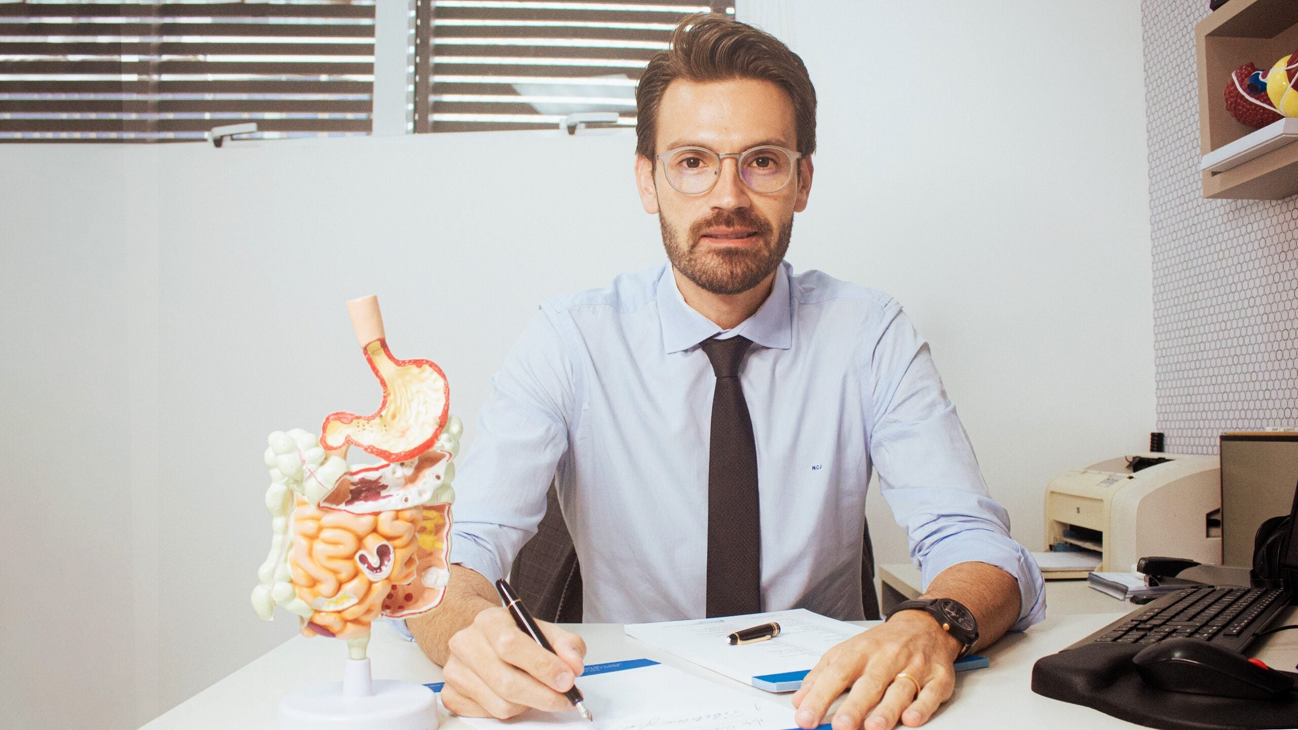 Novembro Azul: próstata e intestino são os cânceres que mais acometem homens no Brasil