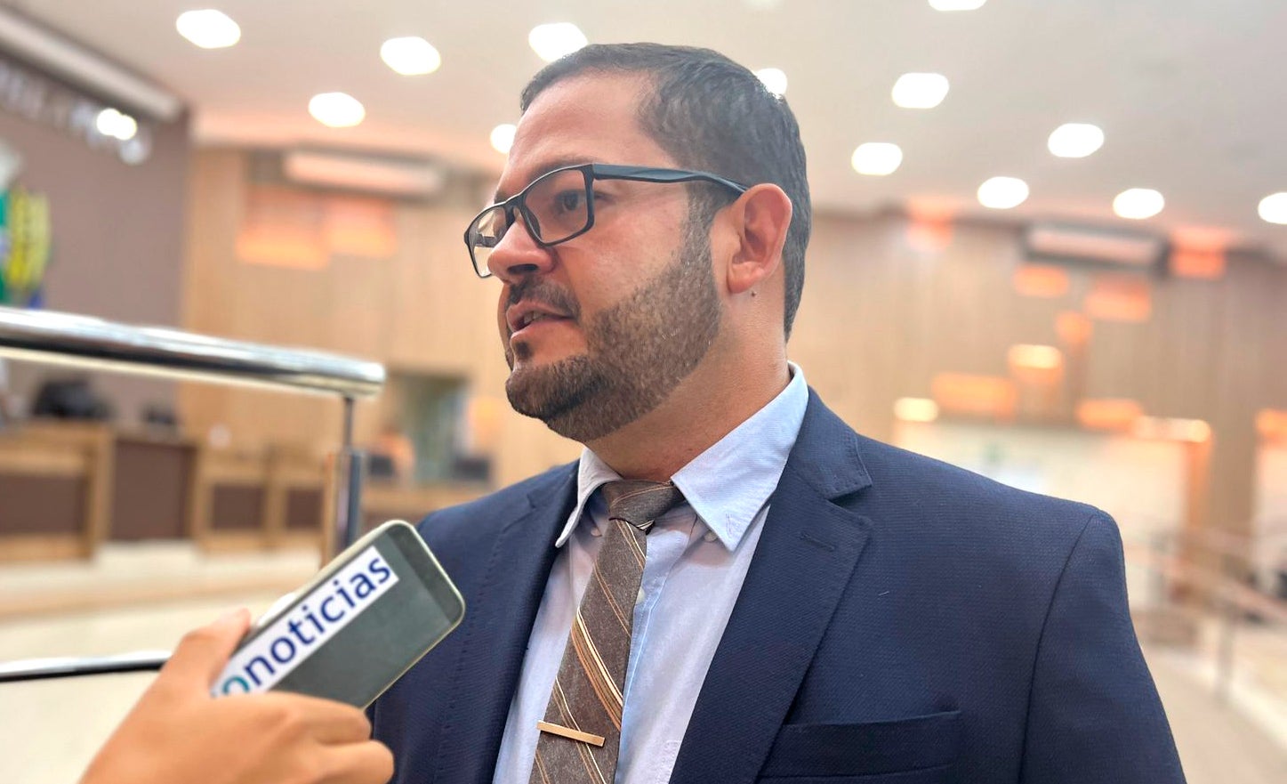 Presidente cobra construção de cobertura para área de acesso à rodoviária de Sinop