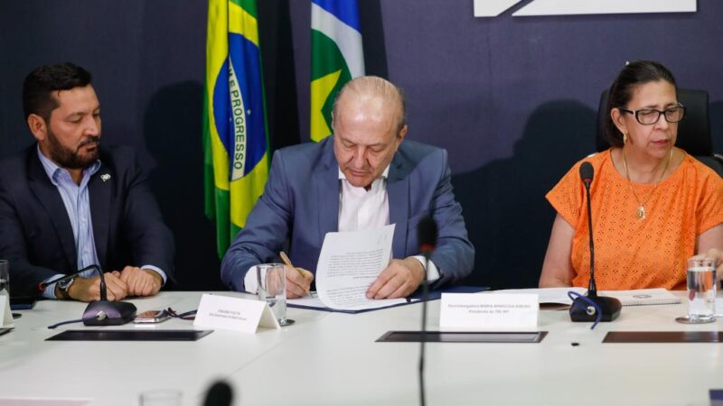 Governo do Estado e TRE assinam parceria para oferecer serviços eleitorais online