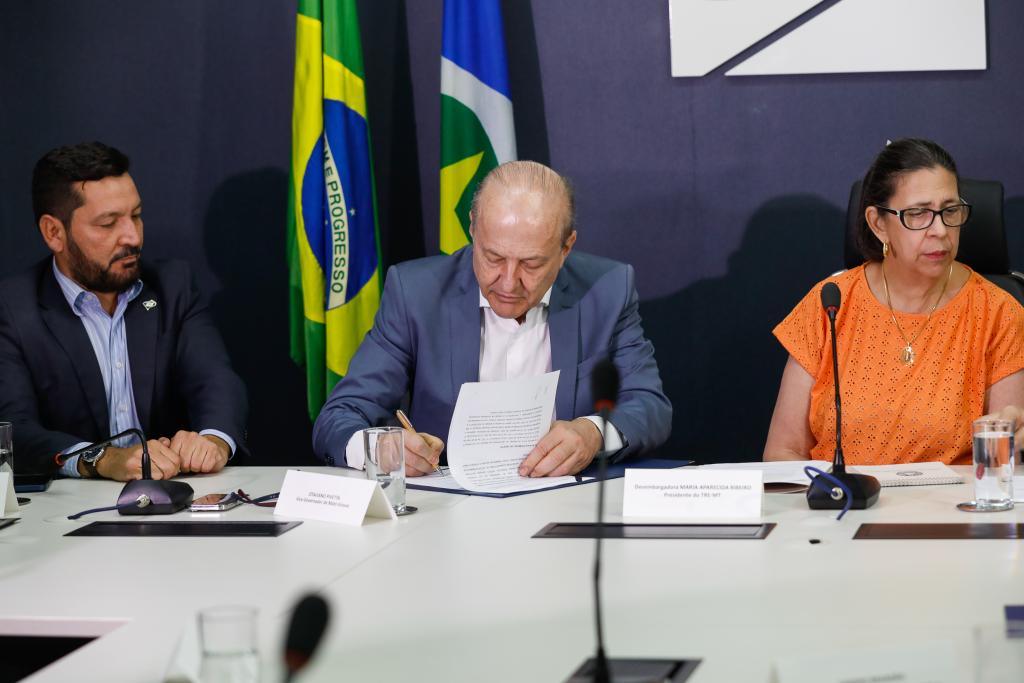 Governo do Estado e TRE assinam parceria para oferecer serviços eleitorais online