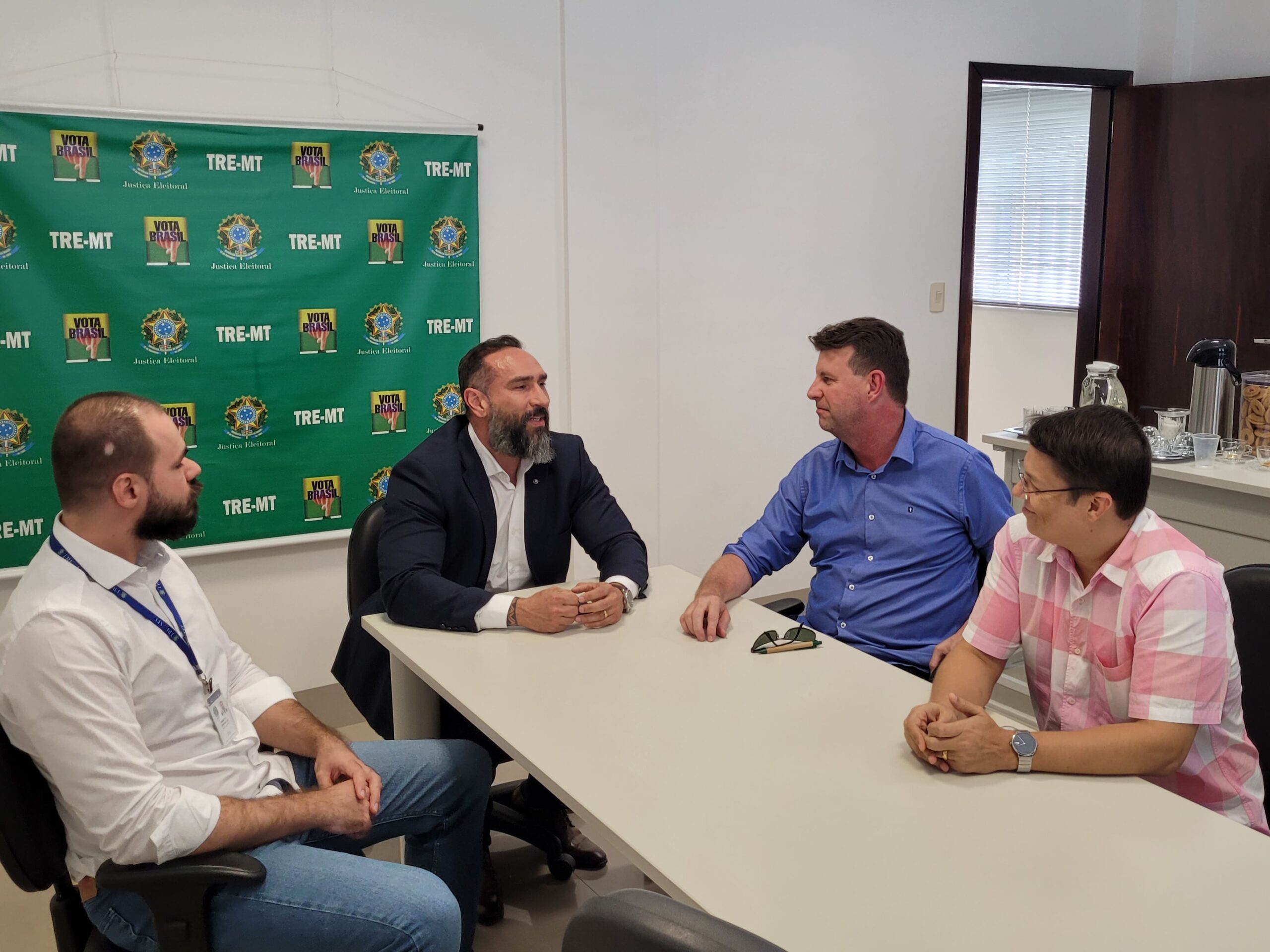 Justiça Eleitoral e prefeitura de Sorriso reforçam ações para eleitores regularizarem títulos