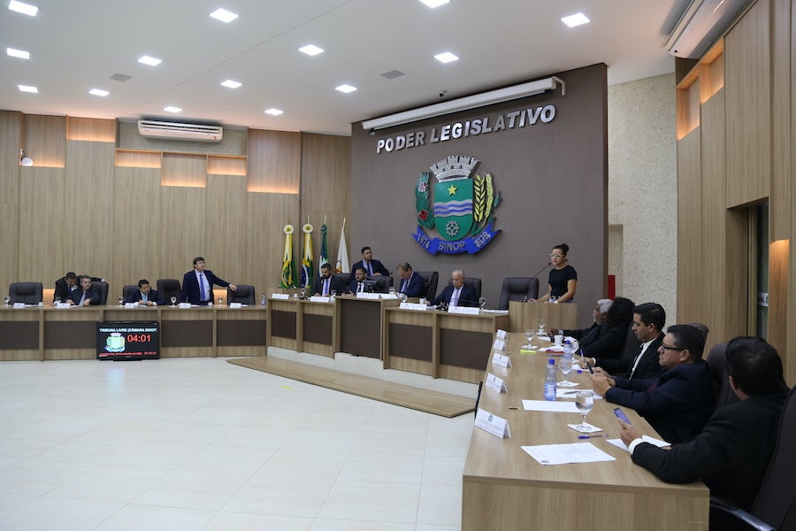 Sinop: projeto de lei ‘adote um ponto de ônibus’ vai para última votação amanhã na câmara