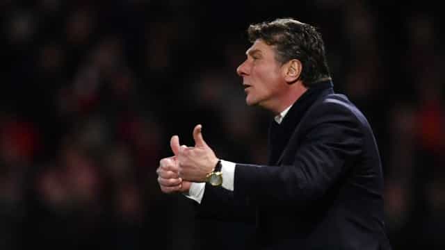 Napoli demite Rudi Garcia e contrata Walter Mazzarri como novo técnico