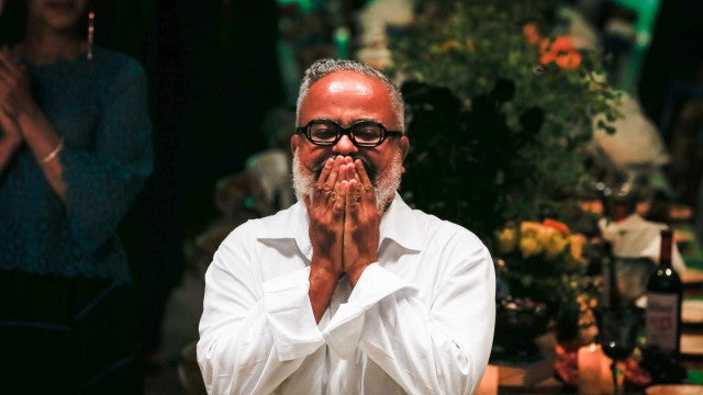 Ronaldo Fraga compartilha crítica a Taylor Swift: ‘Apenas uma febre capitalista’