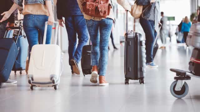 Taylor Swift: companhias aéreas anunciam isenção para remarcar passagens