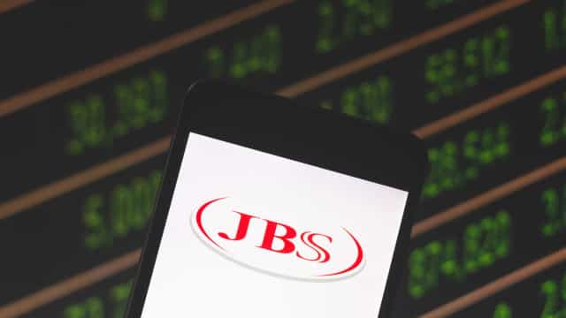 JBS tem lucro líquido de R$ 572,7 milhões no 3º trimestre, queda de 85,7% em um ano