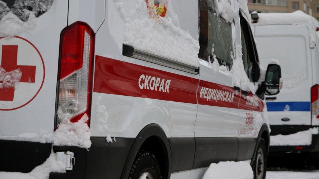 Mulher esfaqueia filho de 18 meses após discutir com o marido na Rússia