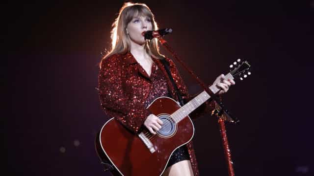 Taylor Swift exige garrafas de vinho e sorvete em camarim de shows na Argentina