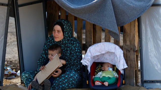 Guerra deixa milhares de palestinos sem emprego em Israel