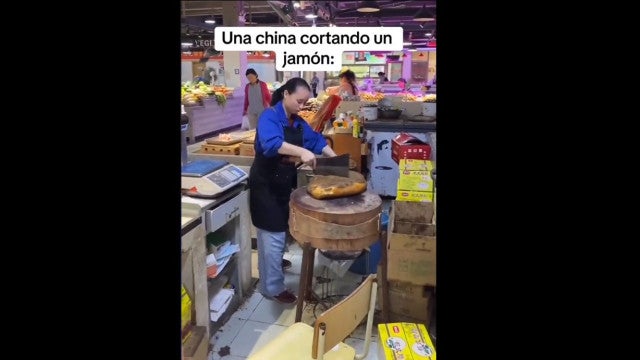 A forma como esta mulher corta presunto deixa espanhóis em choque; veja