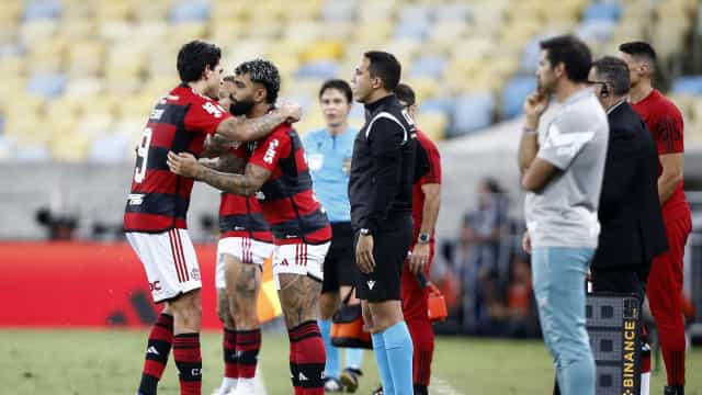 Após surra, Abel ‘paz e amor’ elogia Flamengo, Brasileirão e aposta em ‘emoção até o fim’