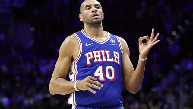 Philadelphia 76ers e Denver Nuggets derrubam rivais e lideram conferências da NBA
