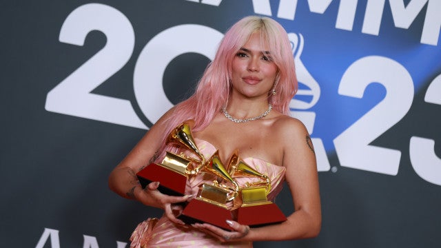 Karol G vence Grammy Latino de melhor álbum do ano e Shakira brilha com três prêmios