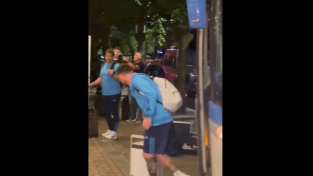 Messi e Di María são ovacionadas na chegada ao Rio de Janeiro