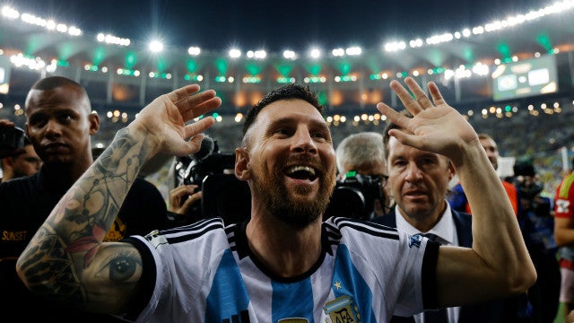 Messi revela que enfrentou o Brasil machucado e critica despreparo de polícia em confusão