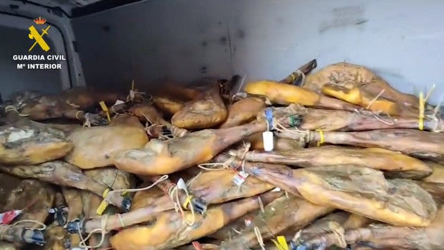 Homens detidos após roubarem 700 peças de porco ibérico estimadas em 1 mi
