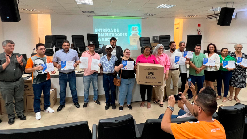 Seciteci entrega 220 computadores recondicionados a 15 instituições em MT