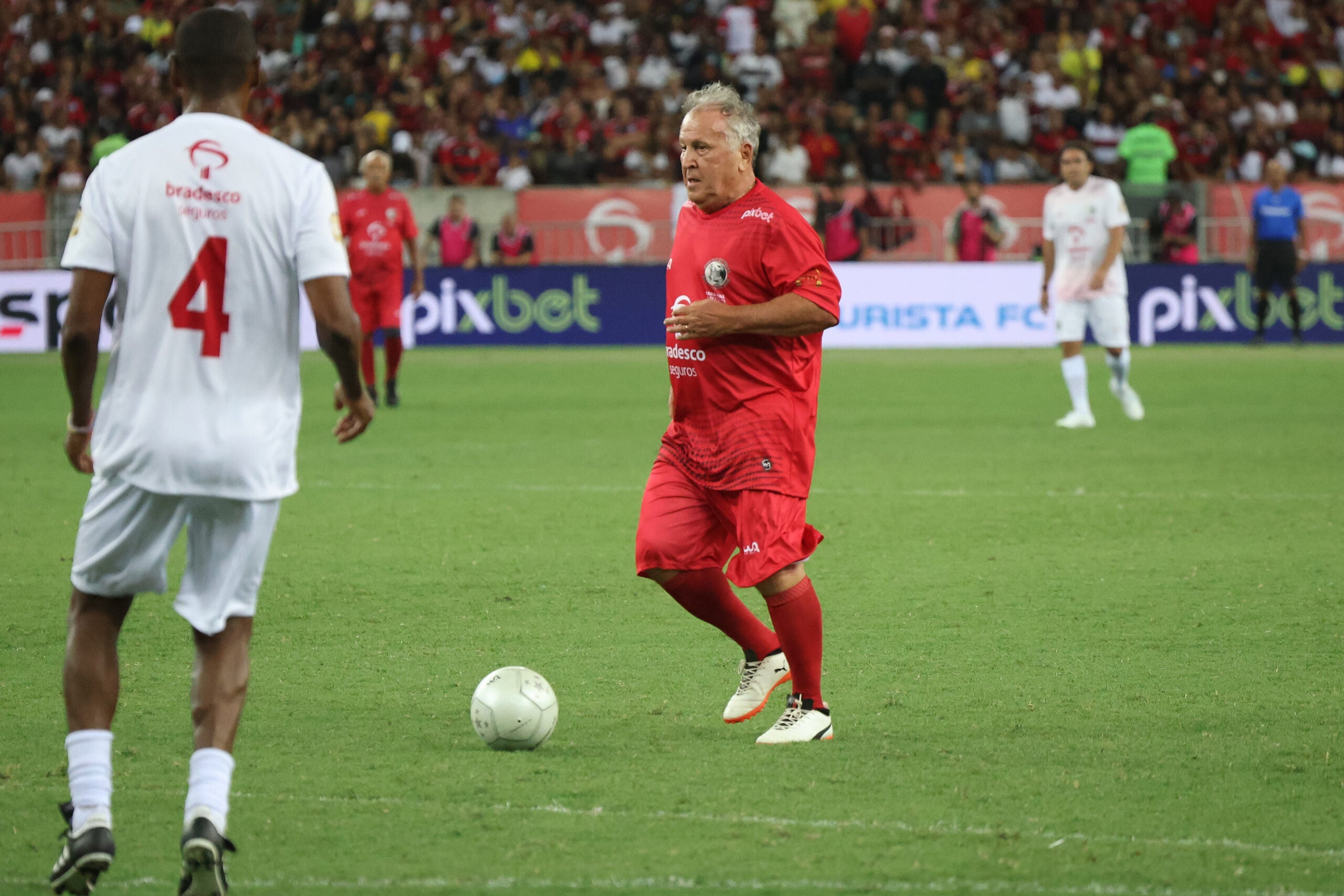 Com o patrocínio do Grupo Bradesco Seguros, 19ª edição do Jogo das Estrelas movimenta o Maracanã
