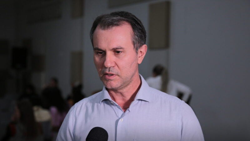 Prefeitura antecipa folha de dezembro e férias aos servidores em Nova Mutum