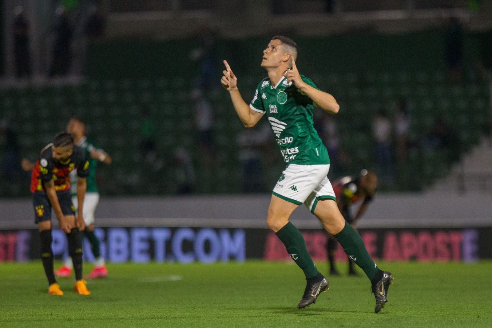 Com bons números pelo Guarani, Matheus Barbosa projeta 2024 no Botafogo/SP