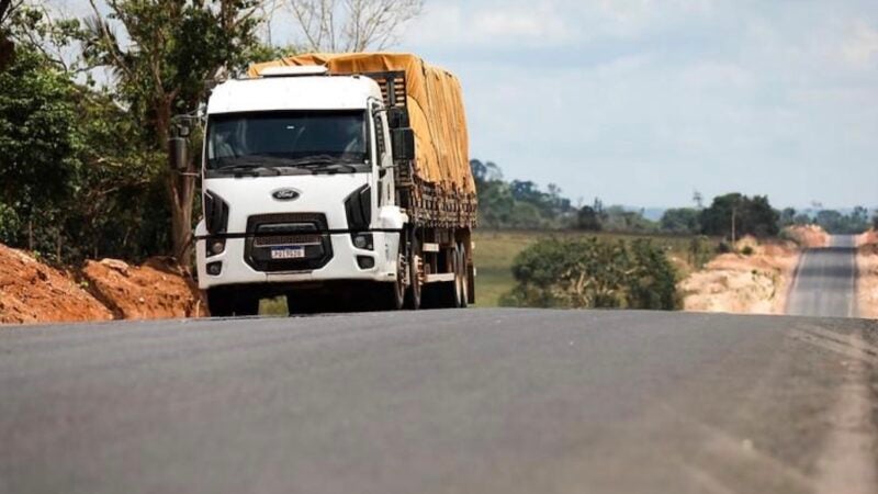 Governo asfalta 81 km da MT-170 a antiga BR-174 na região de Juína