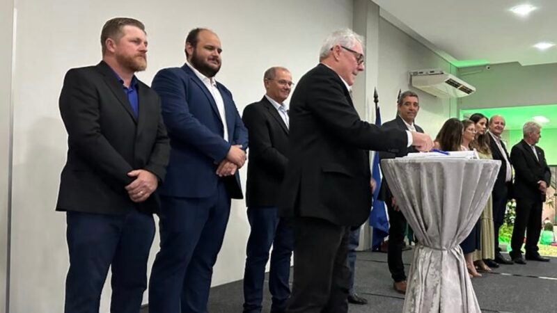 Sinop: diretoria do sindicato rural é empossada e produtores pioneiros homenageados