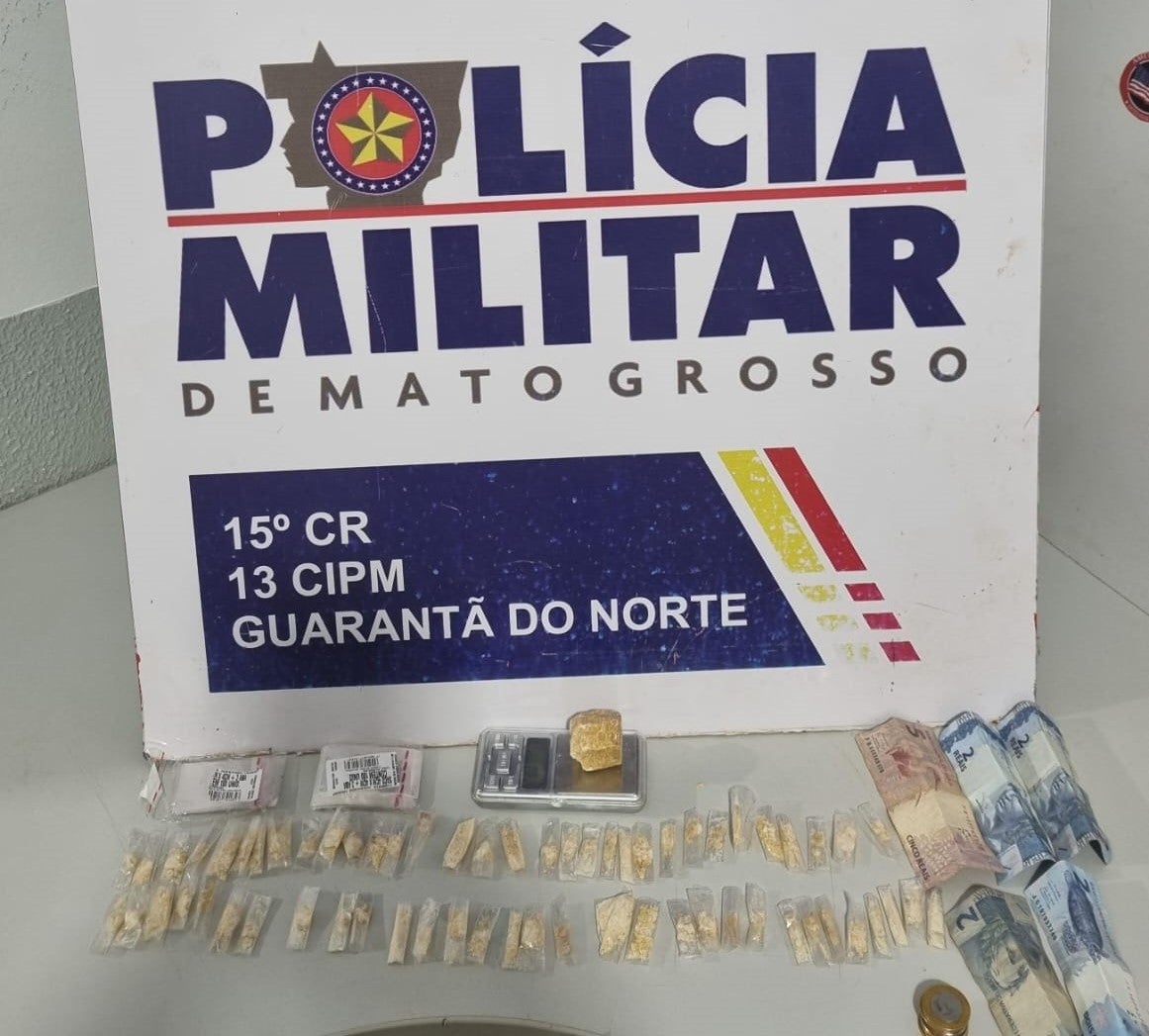 Policia Militar de Guarantã do Norte prendeu rapaz comercializando droga em praça publica