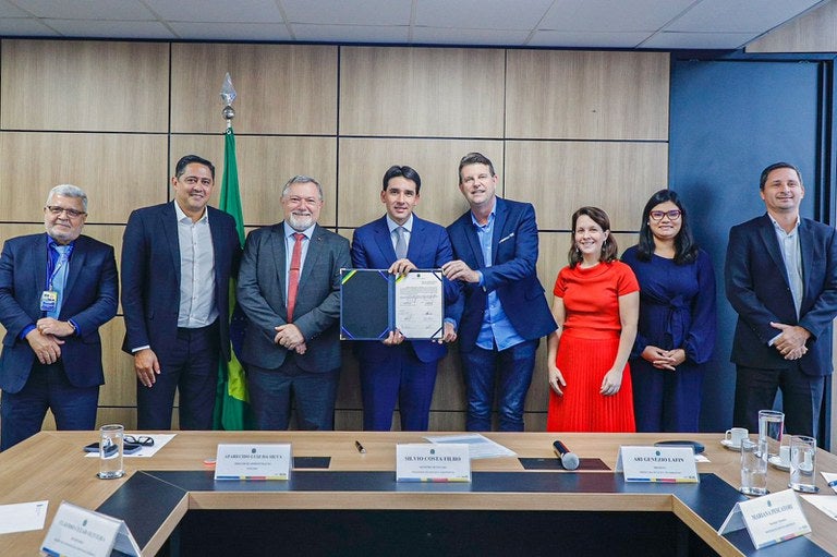 Ministro assina portaria e transfere gestão do aeroporto de Sorriso para a Infraero