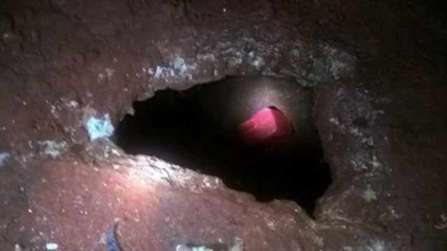 Jovem morre após cair em buraco e ficar soterrado em praia da Austrália