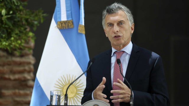 Moeda única entre Brasil e Argentina pode ser solução para crise, diz Macri